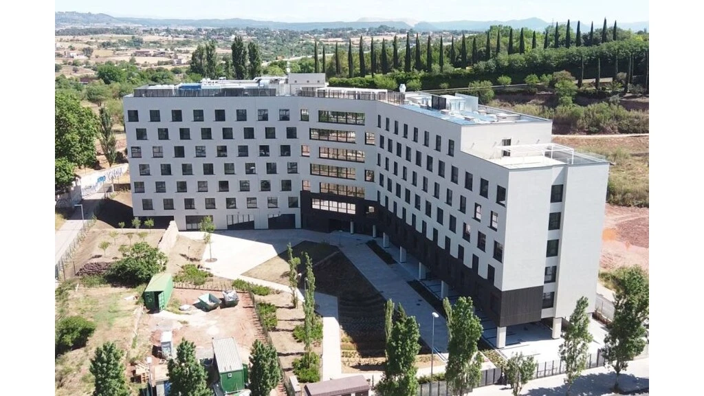 Más de 4.720 m2 del sistema SATE webertherm etics instalados en la Residencia Asistida de Manresa Más de 4.720 m2 del sistema SATE webertherm etics instalados en la Residencia Asistida de Manresa